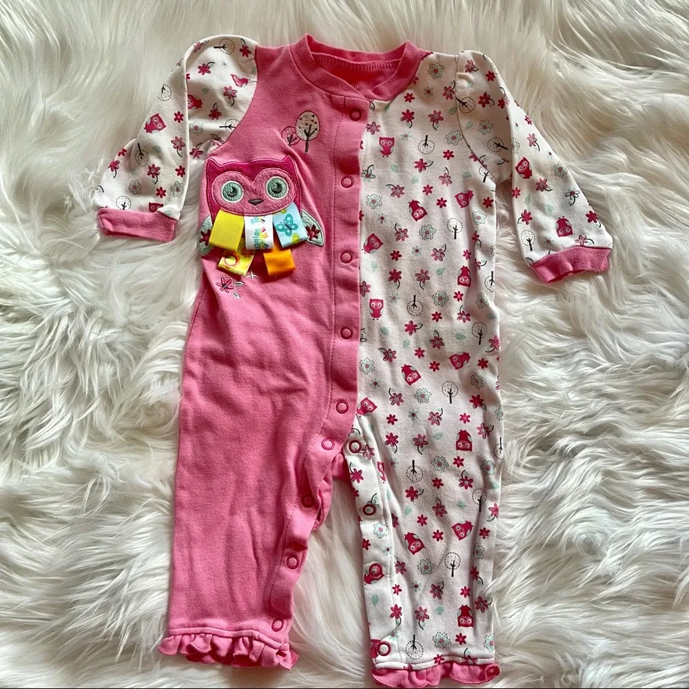 2 Girls Taggies Sleepers / Rompers w/ Owls, Sz 9 Mo